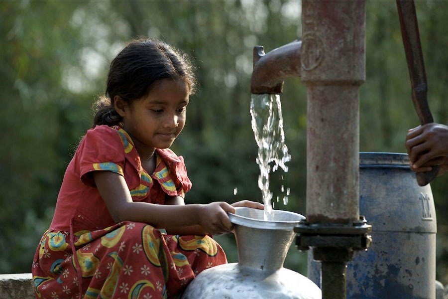 We openden een put in Mali, Afrika